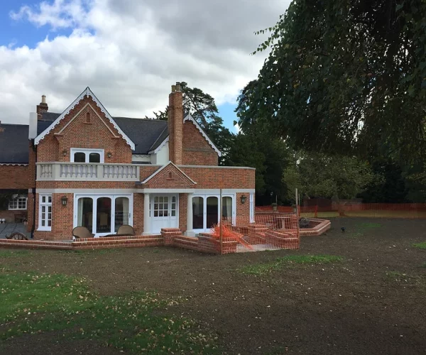 be844b_70e570aac5b94723a119dc92769b1e97~mv2